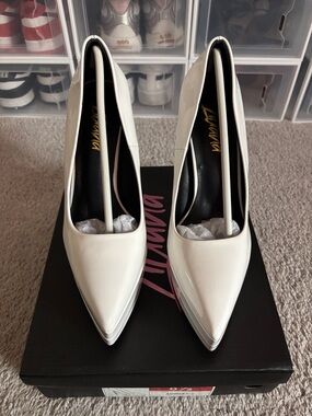 Liliana White Patent Pointed Toe Stiletto Pumps